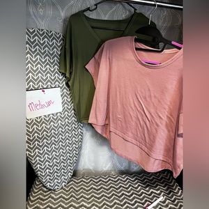 Mid drift flowy shirts